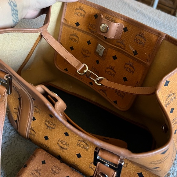 MCM authentic bundle - Picture 5 of 9